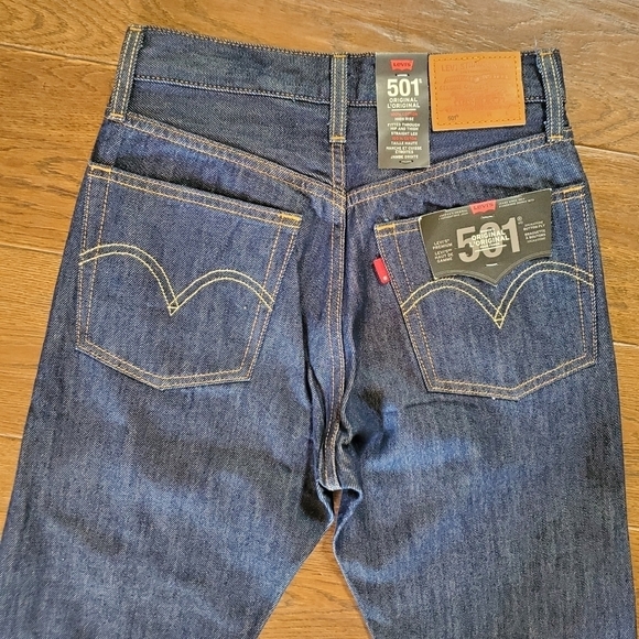 levi's 501 Original Fit Dark Wash High-rise Straight Leg Size 24 x 30 NWOT - Picture 9 of 16